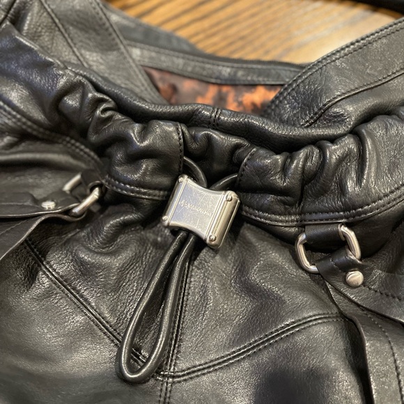 Selling this great leather bag used but in very good condition. - Picture 5 of 5